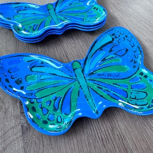 Set of 4 Andy Warhol Vintage Butterfly Plates – Retro Pop Art Blue Melamine
