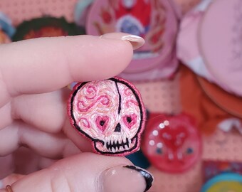 Valentine's Day - Pink Eyed Skull patch