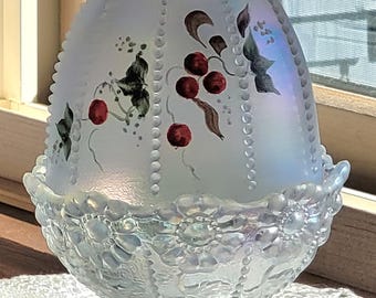 Fenton Iridized Berries & Leaves Fairy Lamp