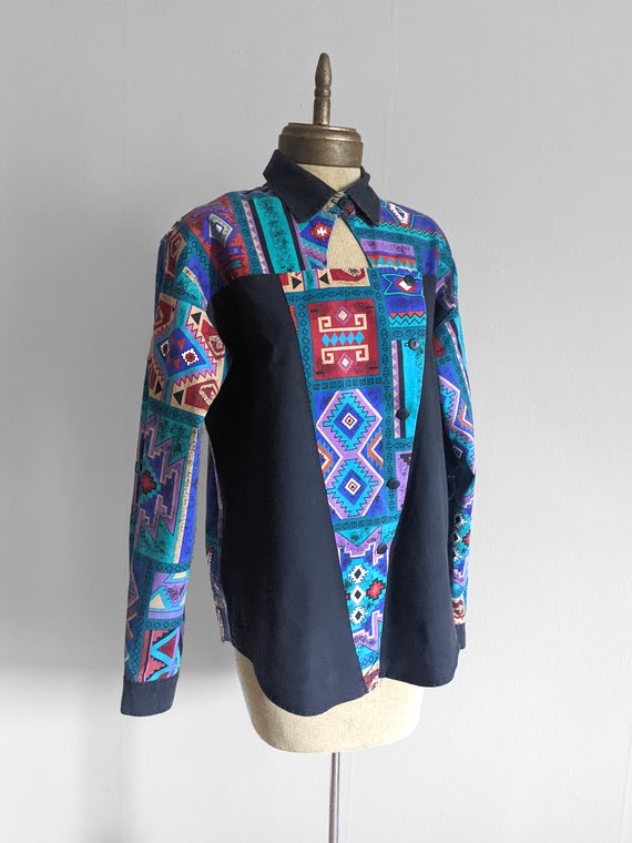 1990s Southwestern Geometric Print Cut out Shirt … - image 4