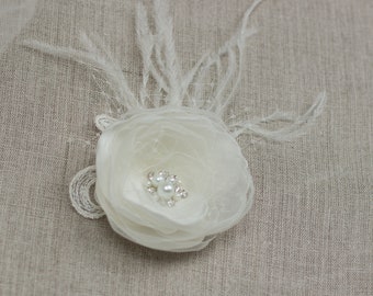 Wedding hair flower, Flower headpiece, Bridal headpiece, Ivory hair piece, Bridal Hair accessories, Fascinator, Wedding headpiece