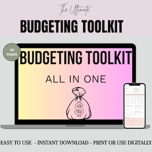 Könnte beinhalten: Ein Laptop-Bildschirm zeigt einen rosa und gelben Farbverlauf mit dem Text "The Ultimate Budgeting Toolkit" und "Budgeting Toolkit All in One". Eine Schwarzweißillustration eines Geldbeutels mit einem Dollarzeichen befindet sich in der Mitte des Bildschirms. Ein Smartphone mit einer Haushaltsbudget-Tabelle ist auf der rechten Seite des Bildschirms zu sehen. Der Text "49 Pages" befindet sich in einem grünen Kreis in der oberen linken Ecke des Bildes. Der Text "EASY TO USE - INSTANT DOWNLOAD - PRINT OR USE DIGITALLY" befindet sich am unteren Rand des Bildes.