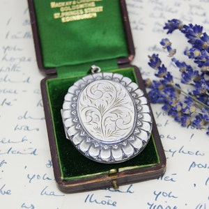 Vintage - Enorme - Decorativo - Diseño de helecho grabado - Plata de ley - Locket - Colgante - c1970s