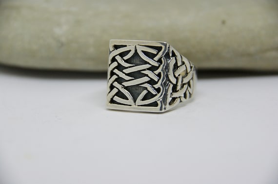 Solid Sterling Silver - Celtic - Trinity Knot -  … - image 1