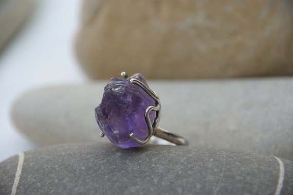 Amethyst rock ring best sale