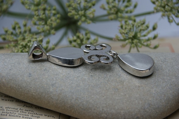 Large - Unusual Design - Solid Silver & Chalcedon… - image 7