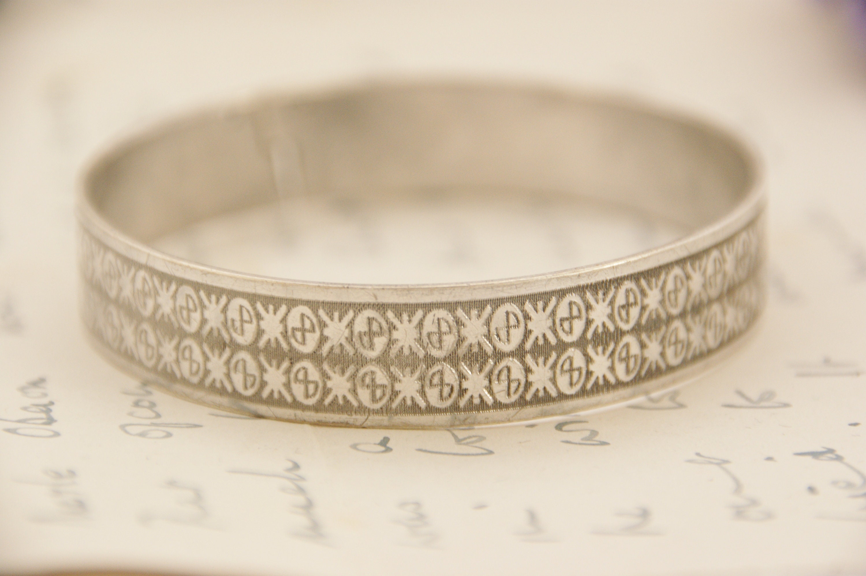 Vintage - Sterling Silver - Bangle - Bracelet - Decorative
