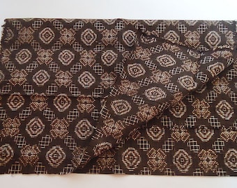 The Beautiful Vintage japanese Fabric. 60s.Brown.Kimono.n3