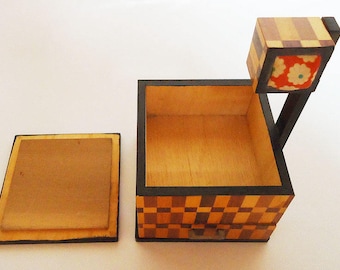 The Traditional Japanese Jewelry/ Sewing Box. Handmade.50s.Hakone Zaiku japanese technique.