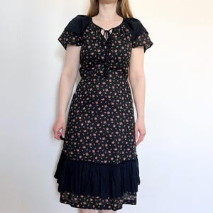 Vintage 70s 100% cotton black floral midi lenght dress, Size S-M