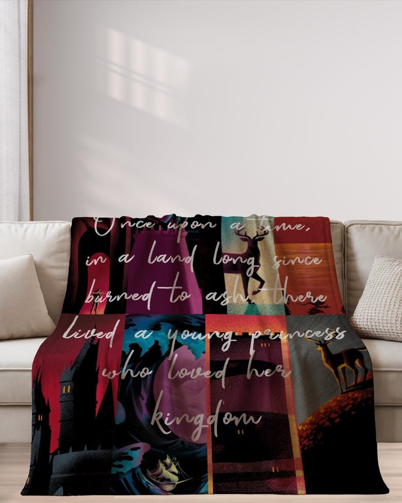 Throne of Glass woven blanket featuring Kingdom of Ash inspired scenes with Aelin Galathynius, fantasy bookish decor, cozy reading throw gift for fans