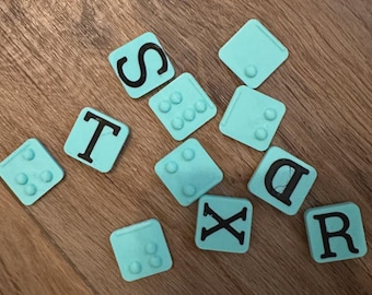 Braille-Buchstabe-Kacheln