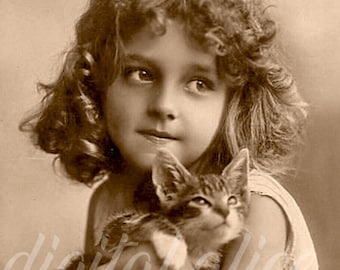 VINTAGE KIND FOTO -Little Curly Top mit ihrem Tabby Cat Kitten -Digital Download Druckbar -2 Größen - collage, scrapbooking, Karten,