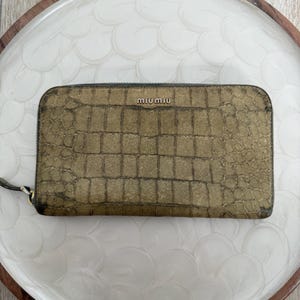 MUI MUI Wallet ZIP Around Logo Plaque