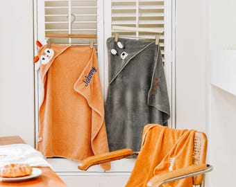 Personalized hooded baby bath towel. Suitable gifts for toddlers and children