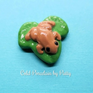 Custom Miniature Puerto Rican Coquí Frog Figurine, Ornament, Pendant, Purse Charm, Brooch, Magnet, Necklace