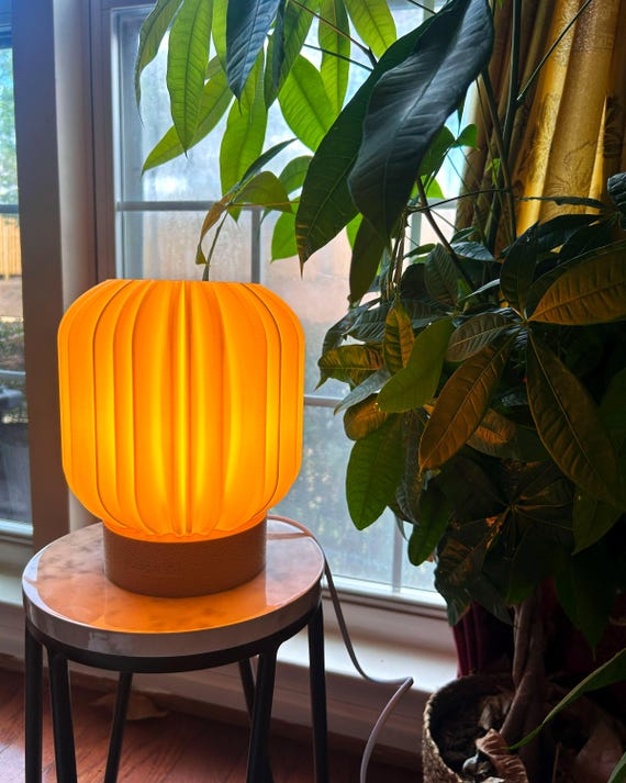 3D Printed Table Lamp: Pleated Paper Design, Warm Ambient Light