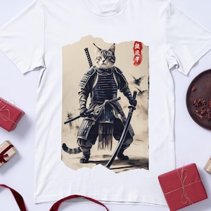 Samurai Cat Tee - Vintage Style Short Sleeve T-Shirt, Perfect for Cat Lovers, Unique Gift, Casual Wear, Anime Fan Apparel
