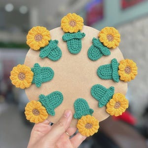 Pinza para el pelo de fieltro con forma de girasol hecha a mano para niña - Accesorio floral suave y lindo - Regalo perfecto para niños y bebés - Girasol único.