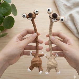 Wzór na szydełkowanie leniwca z długą szyją | Brelok do torebki | Amigurumi w formacie PDF