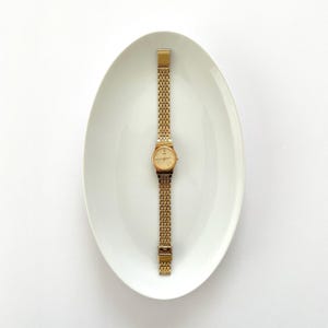 Seiko vintage 90s Women\'s Gold Link Bracelet Watch with Cream Dial new old stock Vintage 1990s Seiko Ladies Quartz Two-tone Watch With Gold  main image 4