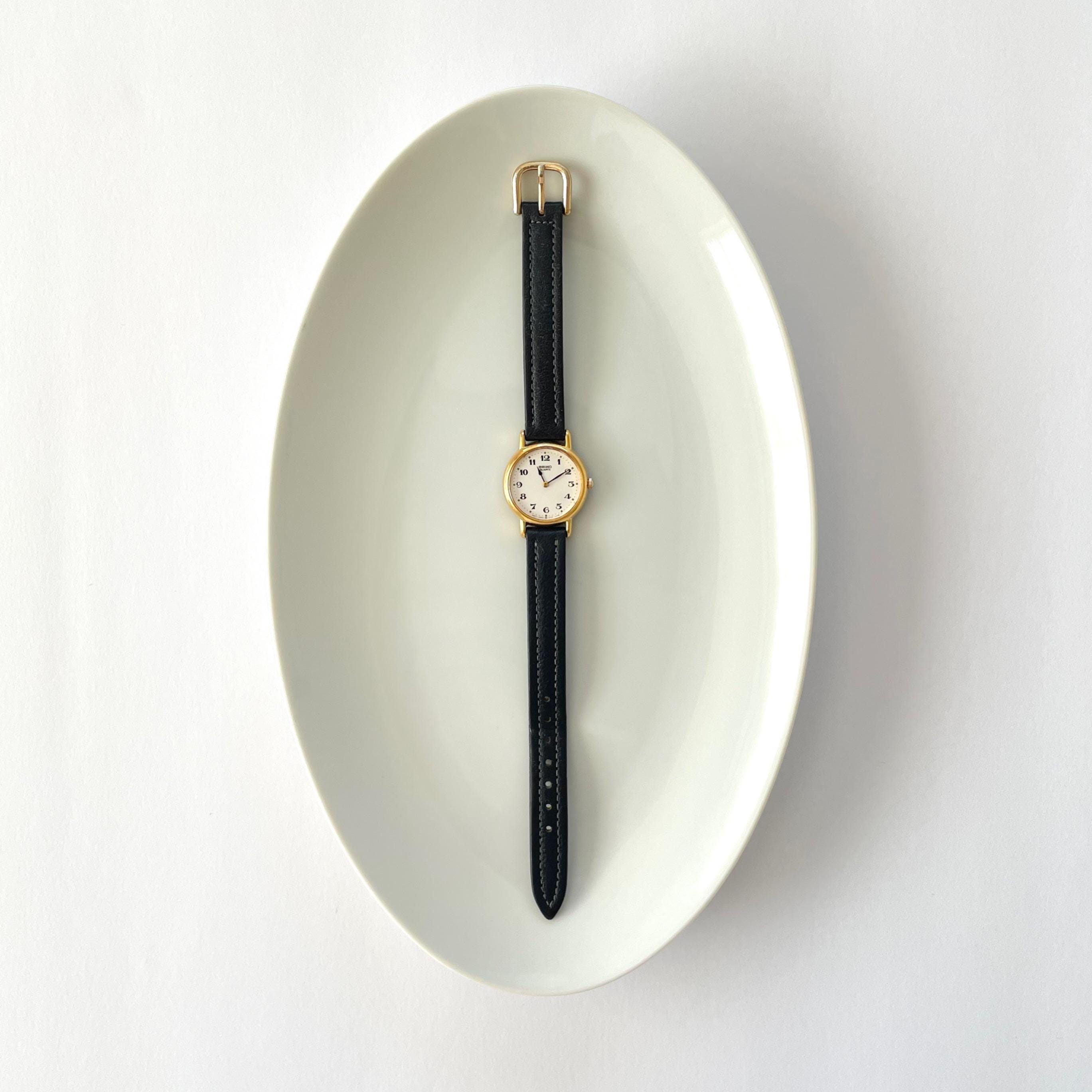 Women\'s dress watch. WS14B Small light gold colored face with black accents Small Watches for Women - Save up to 40% with Free Shipping  main image 3