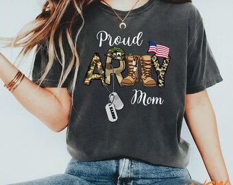Chemises personnalisées fières de l'armée, maman, papa, frère, chemise personnalisée pour maman, tenues de famille de l'armée américaine, cadeau unique pour la famille des militaires