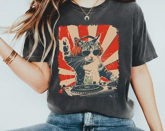 Unisex Retro Cool DJ Cat Kitty Shirt, Funny Cat With Headphones Shirt, DJ Cat Sweatshirt, Trendy Cat Graphic Shirt, Gift for Cat Lovers