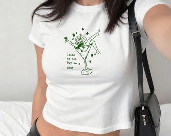 Camiseta infantil "Irlandesa ou não, me pague uma dose" para o Dia de São Patrício, Top cropped engraçado para o Dia de São Patrício, Me beije, sou irlandês(a), Camiseta irlandesa para beber, Desfile de São Patrício