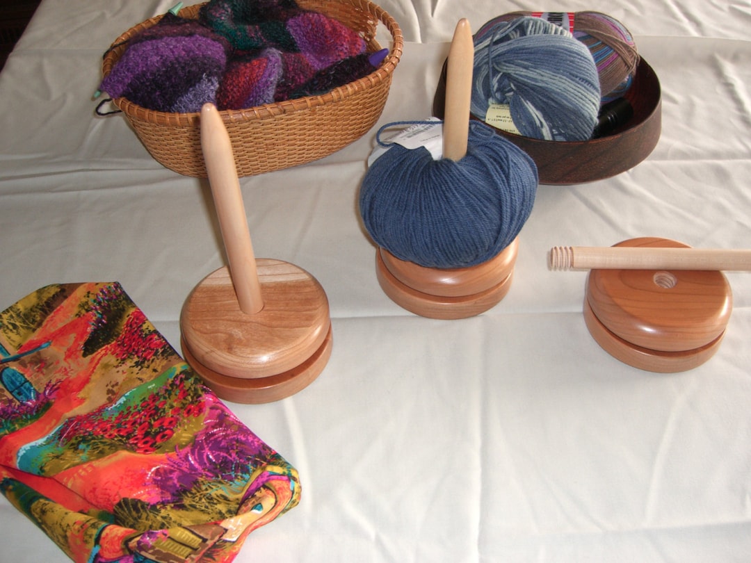 Yarn Ball/cone Holder, Lifetime Warranty, Single, Huggy Bear, IN VARIOUS Hardwoods, Yarn Buddy