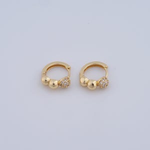 1 pair Beaded Hoop Earrings,18K Gold Filled Huggie Hoop Earrings,Hoop Earrings,Huggie Hoop,Gift for Her