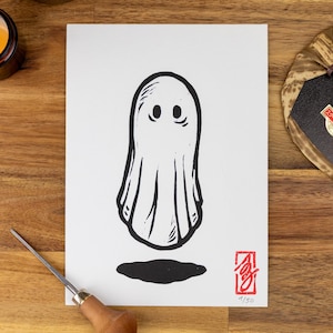 Linocut print « Ghost » handmade original art print of a cute ghost, limited, signed and numbered black and white on high-quality paper