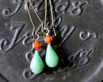 Vintage Jade and Coral Teardrop Glass Gem Brass Earrings Vintage Luxe Collection Vintage Sparkle Ladies Jewelry Special Occasion