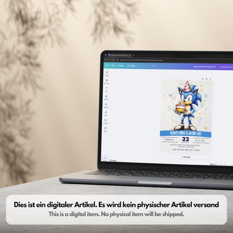 May include: A digital printable birthday invitation featuring a cartoon illustration of Sonic the Hedgehog holding a birthday cake. The invitation includes the text "Sonic wird 5 Jahre alt" and the date "Sonntag, 22. Mai" in German.
