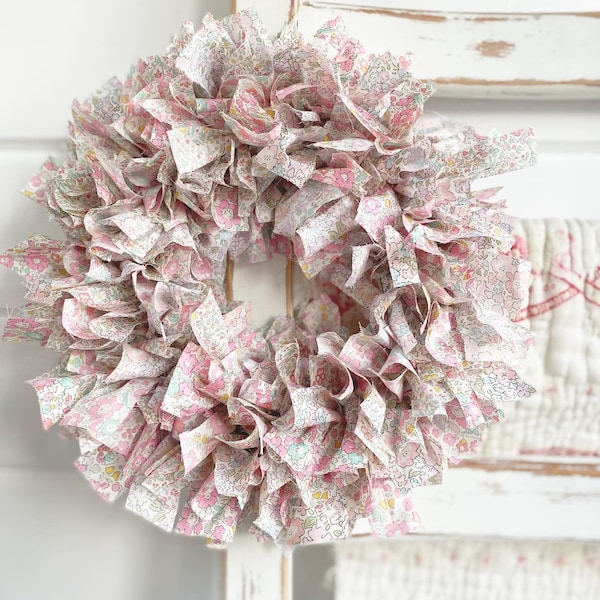 Couronne de chiffon en tissu Liberty - réalisée sur commande