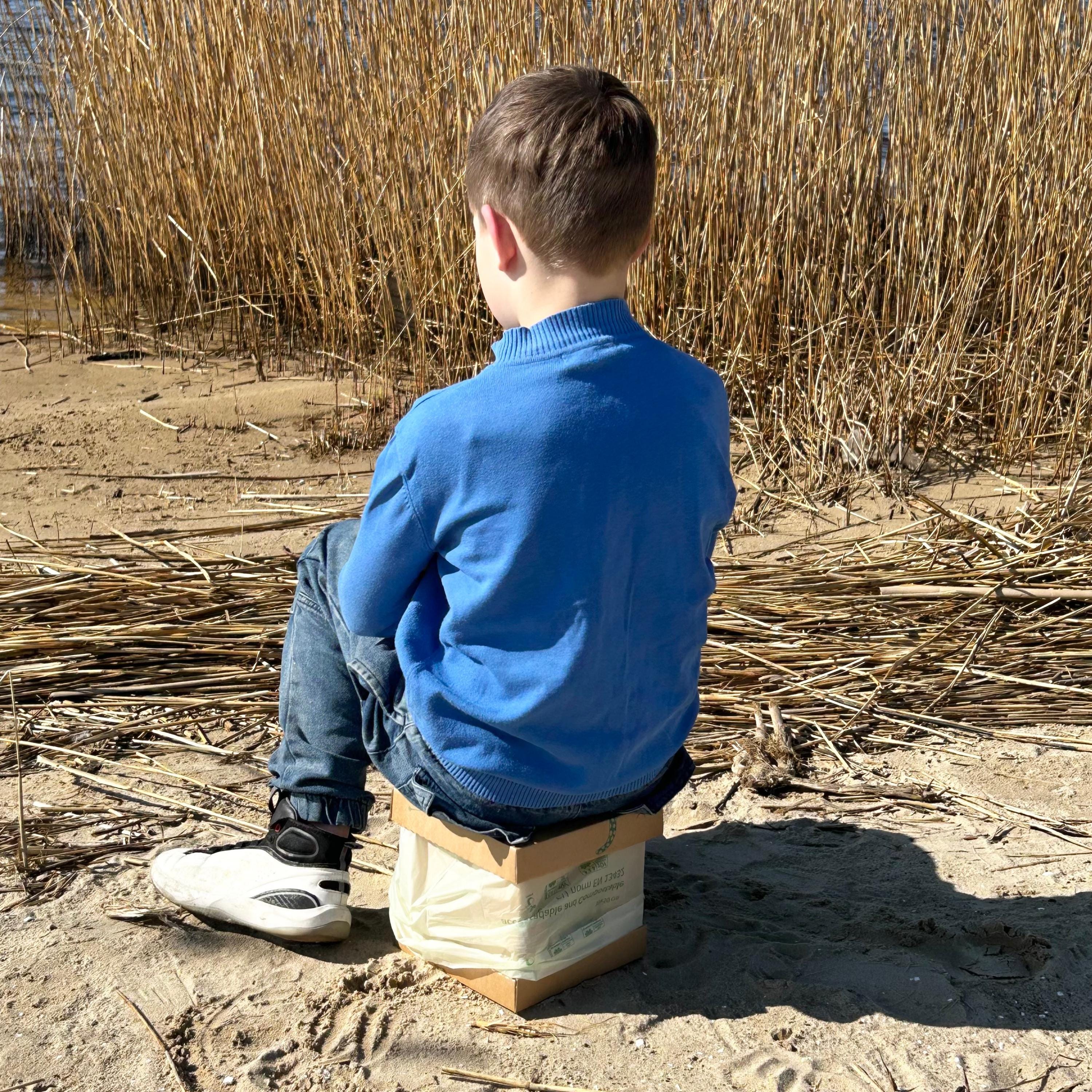Foldable Travel Potty for Kids, Portable, Biodegradable, Emergency Toddler Toilet for Camping, Car, Outdoor, Eco-Friendly Cardboard