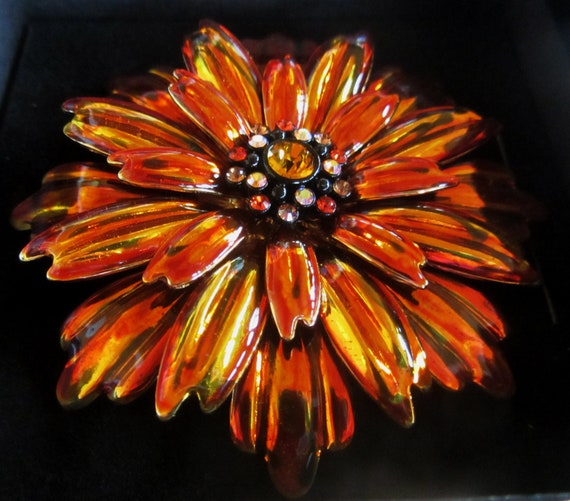 Joan Rivers Cryistal Starburst Orange Pin Include… - image 2