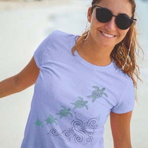 Sea Turtle Parade Tribal Turtles Ombre Ocean Lover Unisex Jersey Short Sleeve Tee