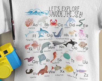 Onder de zee oceaan dieren alfabet shirt, zeedieren ABC peuter T-shirt, peuter mariene biologie shirt, peuter Oceaan thema Tee