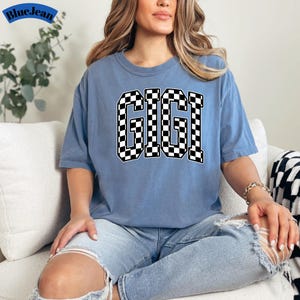 Comfort Colors Checkered Gigi T-Shirt - Grandma Gift