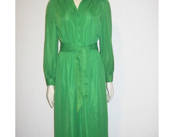 Vintage Absolutely Stunning Green Mod Disco Stretch Knit Buttoned Shirtwaist Belted Long Dress  Si