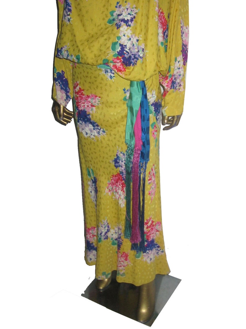VTG Norma Walters 3PC Yellow Multicolor Floral Print Silk Hong Kong Made Blouson Dolman Top Bias Cut Long Skirt Fringe Sash Belt Ensemble