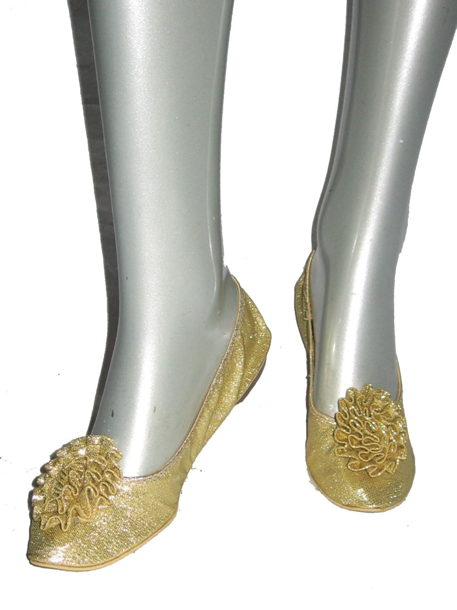 vtg rare stunning bertlyn new york metallic gold lurex lame flat heel rosette twiggy era mod ballet flat stretch shoes size med