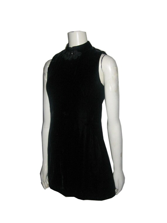 Vintage Black Mandarin Collar Sleeveless Short Mi… - image 7