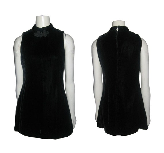 Vintage Black Mandarin Collar Sleeveless Short Mi… - image 1