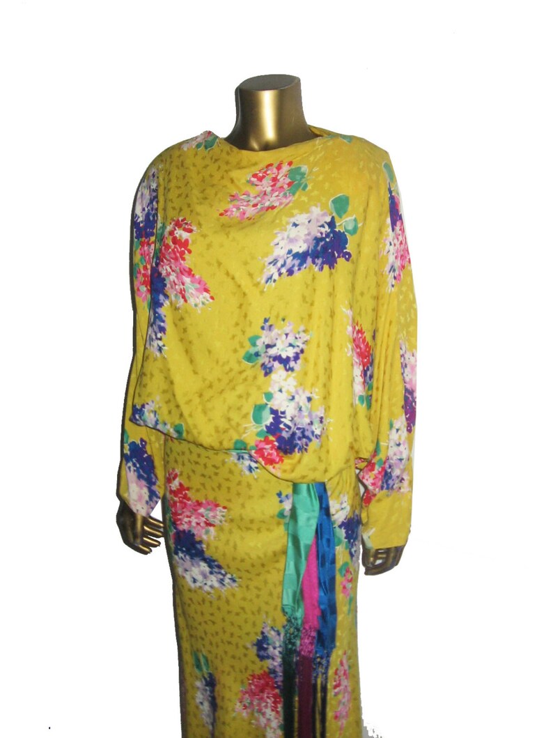 VTG Norma Walters 3PC Yellow Multicolor Floral Print Silk Hong Kong Made Blouson Dolman Top Bias Cut Long Skirt Fringe Sash Belt Ensemble