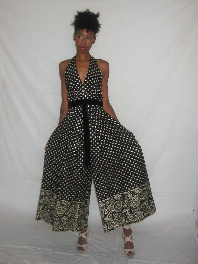 Vintage NWT Unworn Sue Saunders Black Metallic Lame Brocade Gold Polka Dot Paisley Border Print Wide Leg Palazzo Halter Dress Jumpsuit image 4