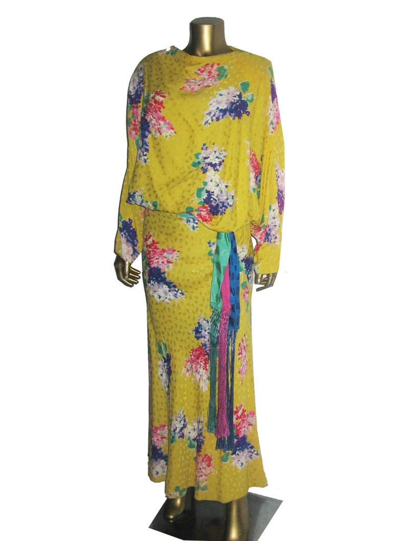 VTG Norma Walters 3PC Yellow Multicolor Floral Print Silk Hong Kong Made Blouson Dolman Top Bias Cut Long Skirt Fringe Sash Belt Ensemble