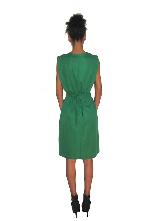 Vintage Green Sleeveless V-Neck Belted Mod Dress - image 5