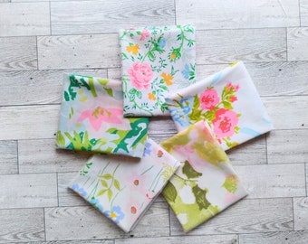 Fat Quarter Bundle - Vintage Sheets - Pack of 5 - Pretty Florals